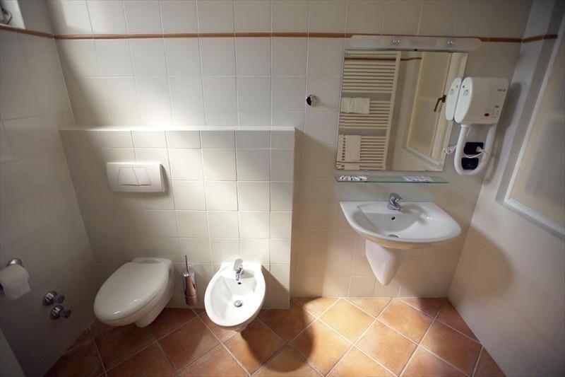 Albergo Badellino Bra Exterior foto